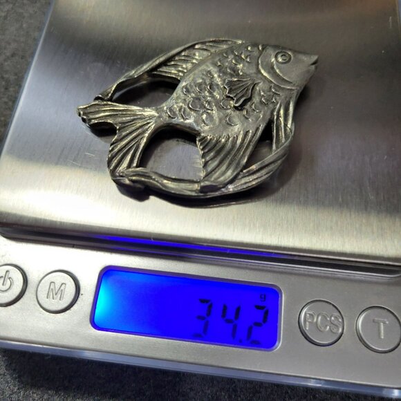 Vintage Silver Fish Large 2.25 Charm Ornament Pendant 1990 Seagull Pewter Canada - Picture 10 of 10